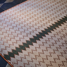 Load image into Gallery viewer, IN STOCK - Infinity Line - Matière Collection - 200 x 300 cm