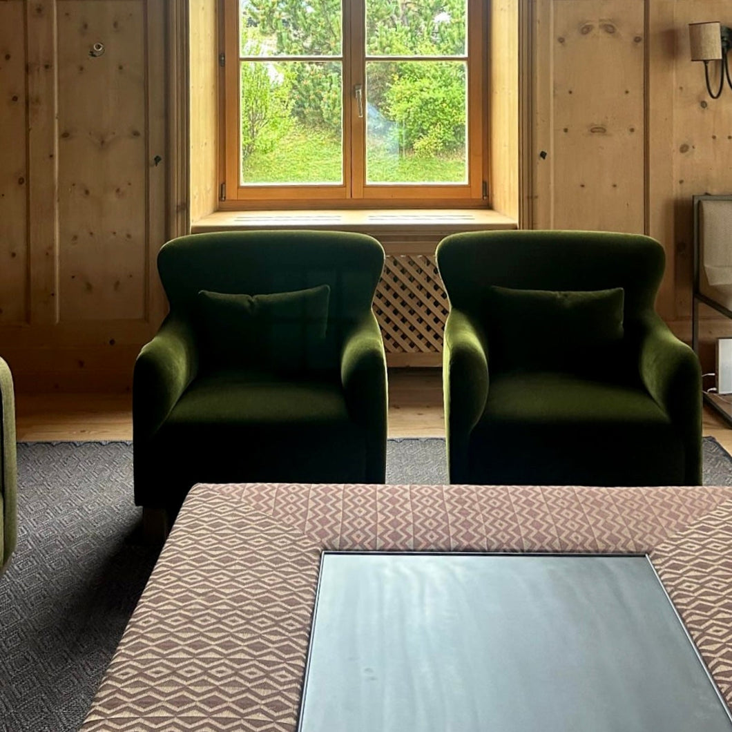 San Gil - Tan and Black